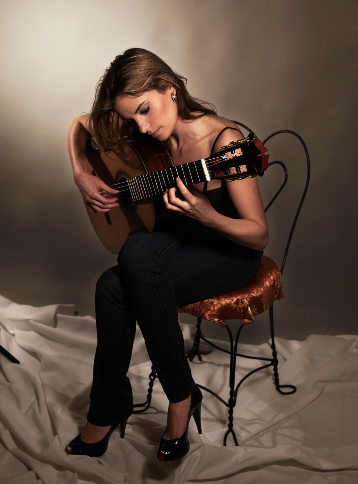 Ana Vidovic va començar a estudiar guitarra als cinc anys.