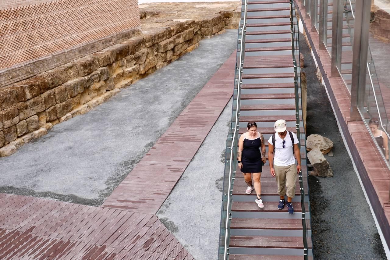 Primeras visitas al Templo Romano de Córdoba, en imágenes
