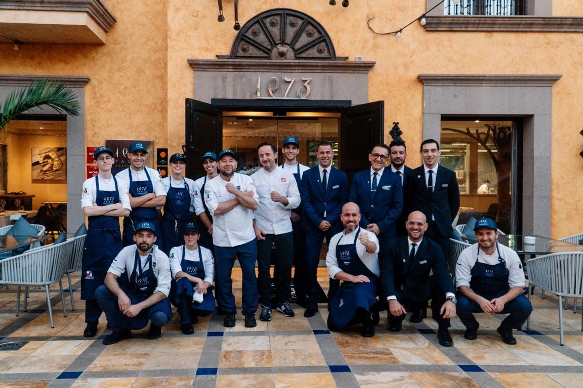 El equipo de los restaurantes Taste 1973 y Zuara Sushi.