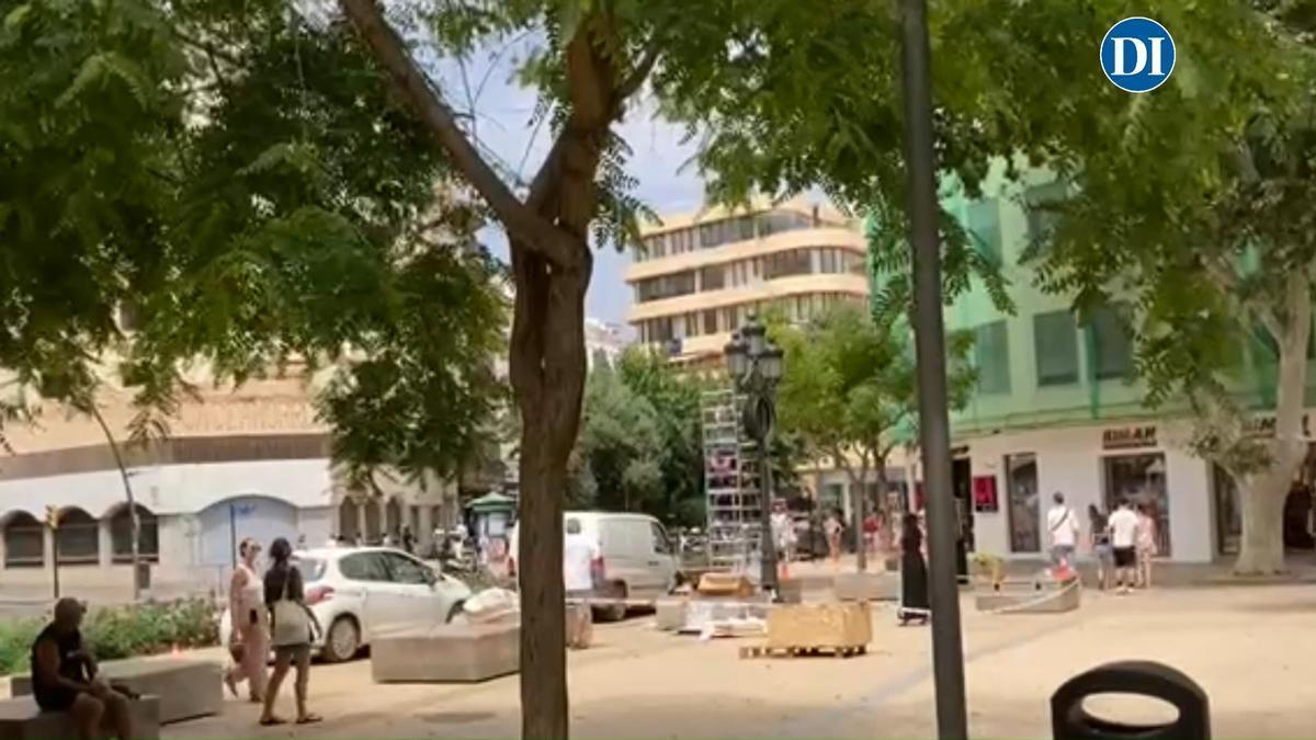 El nuevo reloj de Vara de Rey ya se instala en Ibiza
