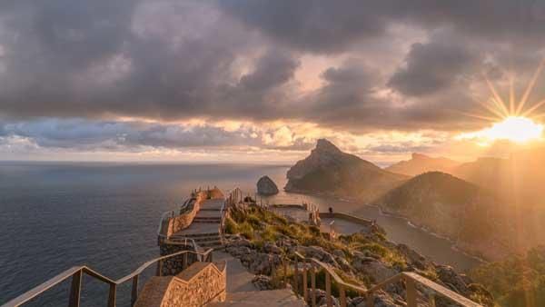 2. Preis: "Meinen persönlichen Mallorca-Traum leben“ - Impression am Mirador Es Colomer bei Port de Pollença im April.