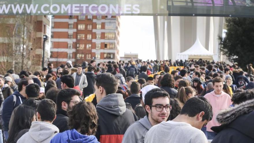 Apoyo masivo en las redes a la &quot;Cometcon&quot; de Oviedo