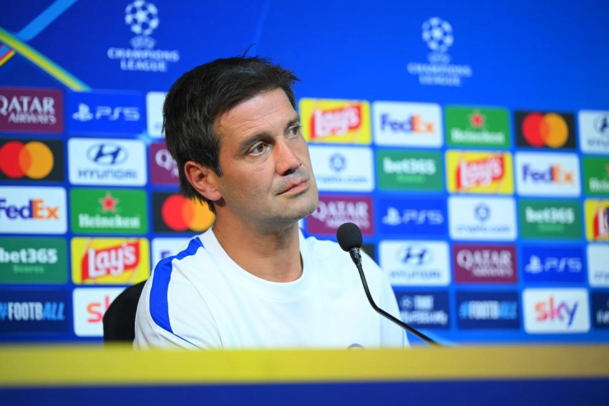 Cristian Chivu, entrenador del Inter de Milán