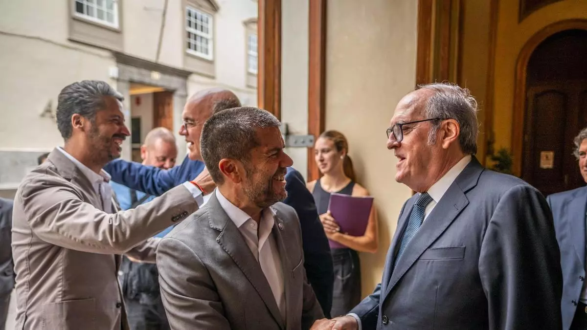Del terrorismo yihadista a los poderes opacos de la IA: el Campus Internacional de La Laguna analiza las amenazas que desafían la seguridad, la democracia y la dignidad humana