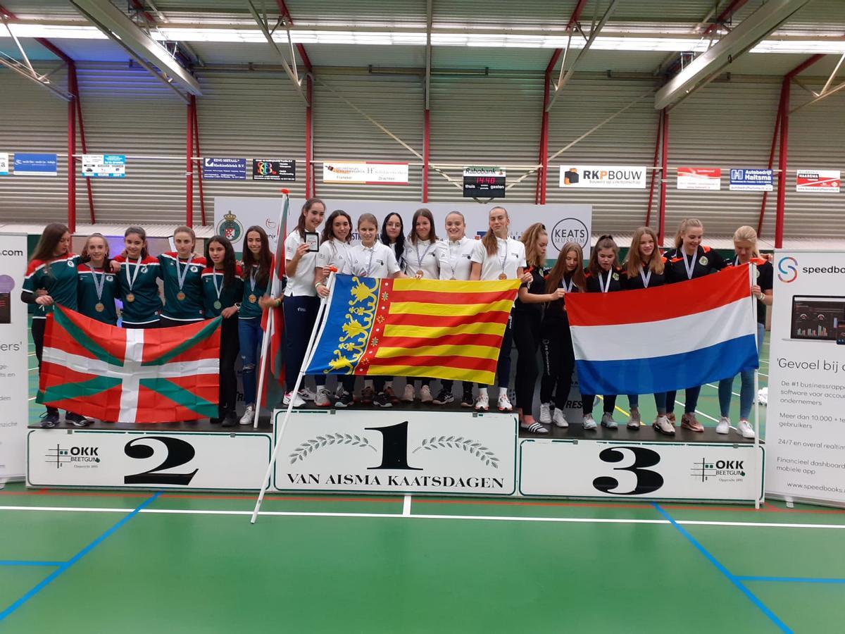 A la modalitat de joc internacional l’equip femení guanyà per primera volta el títol en imposar-se a la final per 6-4 al País Basc.