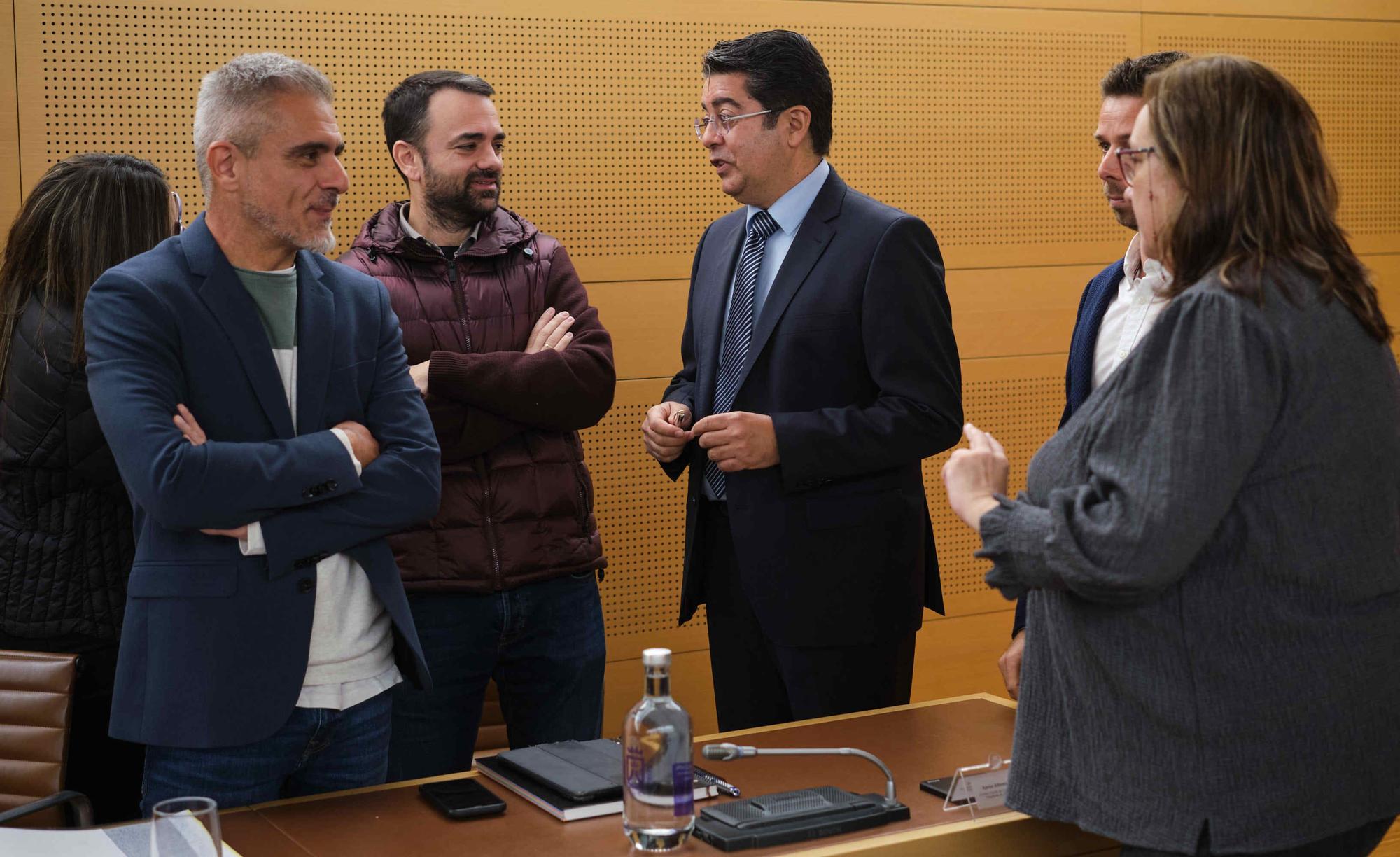 Pleno extraordinario y urgente del Cabildo de Tenerife