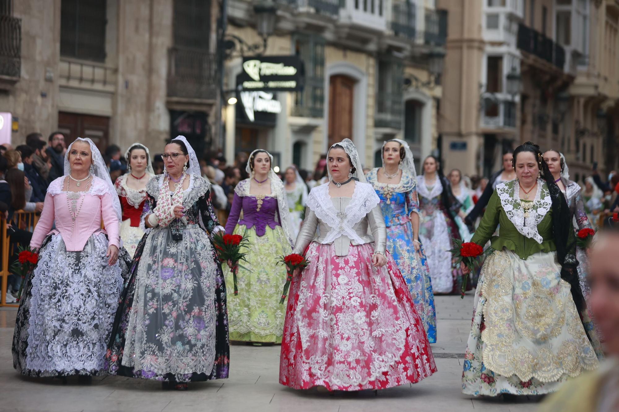 Búscate en el segundo día de ofrenda por la calle Quart (entre las 18:00 a las 19:00 horas)