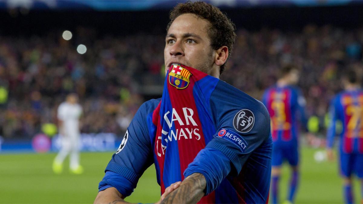 Neymar Junior celebra uno de sus goles frente al PSG el pasado 8 de marzo en los octavos de final de la Champions 2017/18