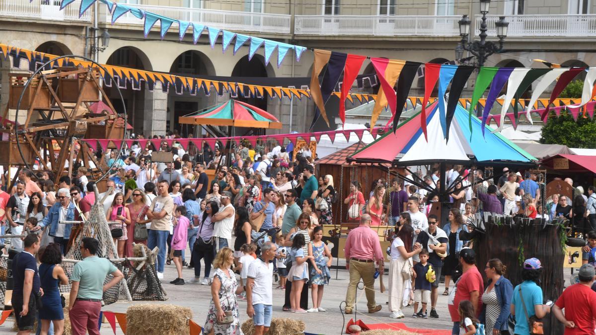 Feria Medieval en A Coruña: La Feira das Marabillas apura sus últimas jornadas en la Ciudad Vieja de A Coruña
