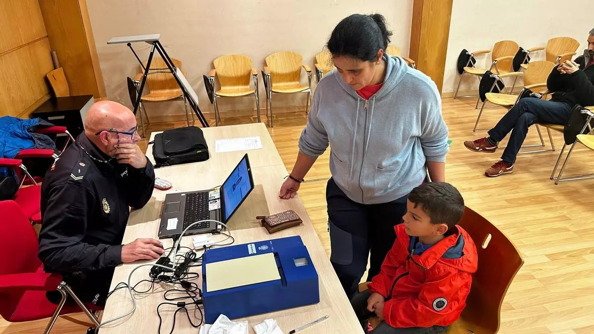 Esta es la fecha en la que la Policía Nacional visitará Salas para poder hacer este trámite