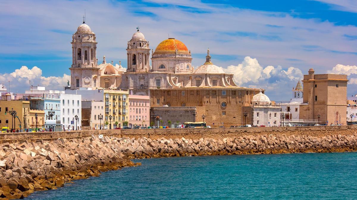 Este paseo marítimo parece sacado de la misma Cuba