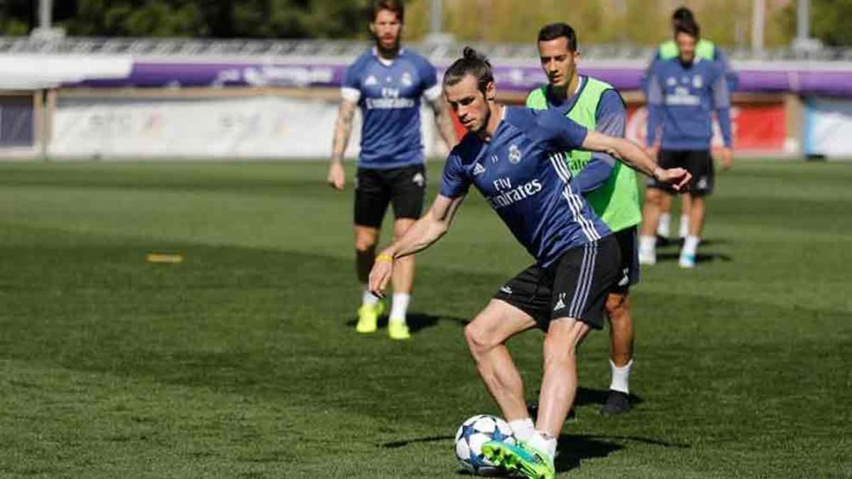 Bale, durante el entrenamiento de este lunes