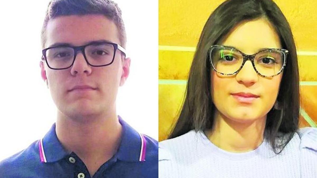 Alumnos de 2º de Bachillerato Bogdan Grecu y Rosa Belmonte, IES Los Boliches.