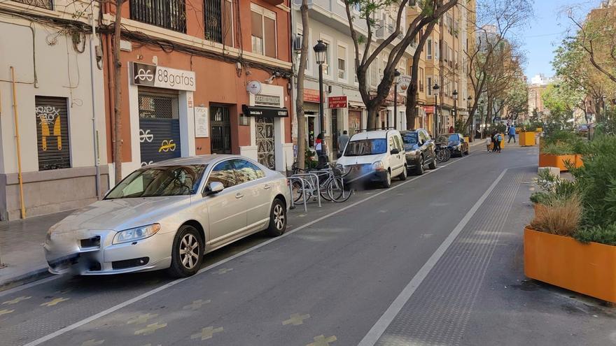 Catalá eleva el tono contra la supermanzana: &quot;Es un fiasco, fea y con mala señalética”