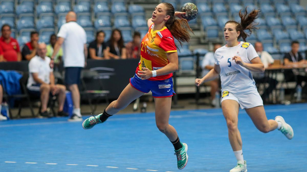 Paula Arcos, con las Guerreras