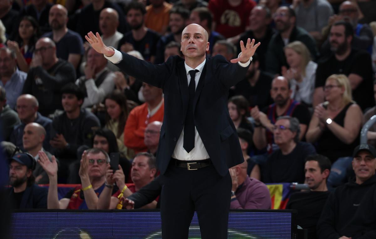 Peñarroya confía en que el equipo volverá a levantar el vuelo como ha hecho otras veces