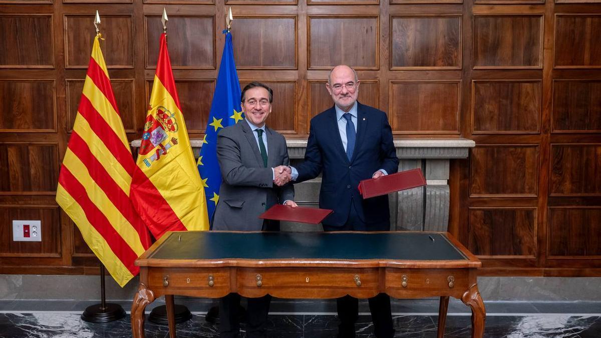 El Govern exhibe el cumplimiento de los pactos con Junts y ERC con la ...