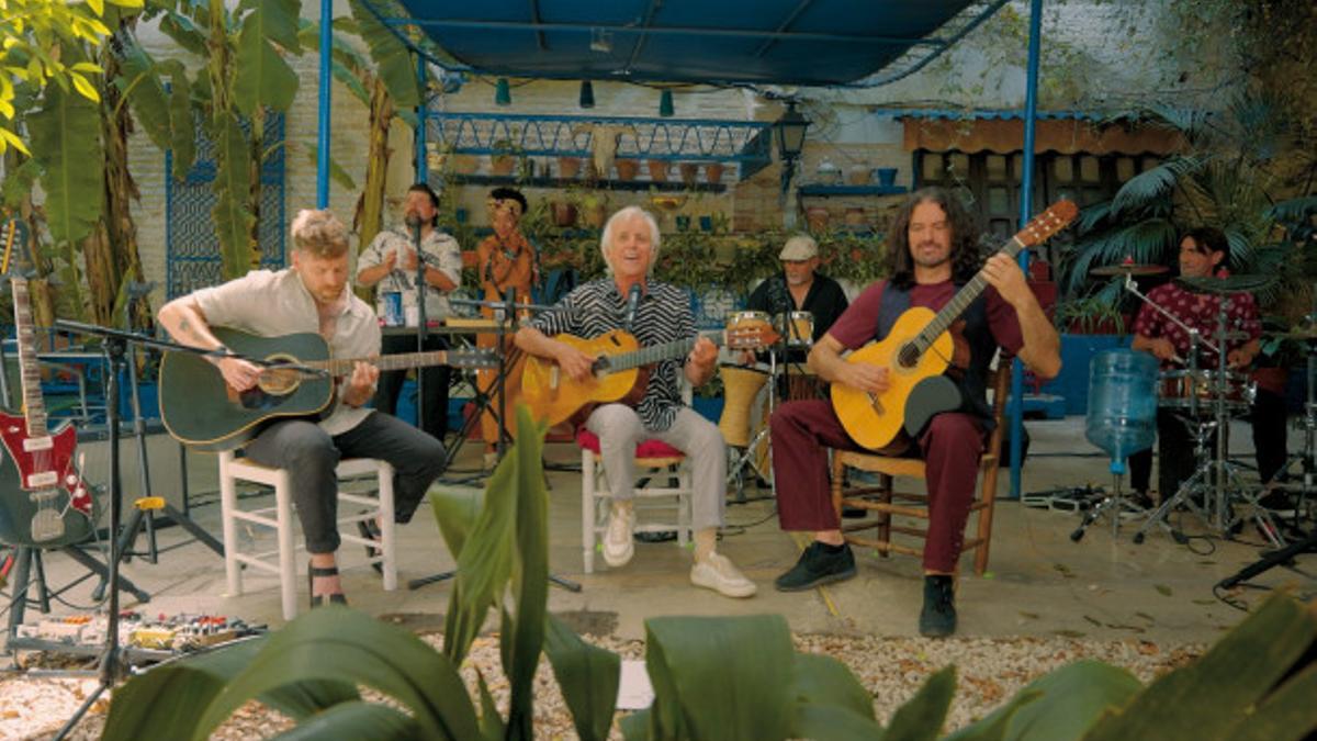 Kiko Veneno en la grabación de su disco en directo.