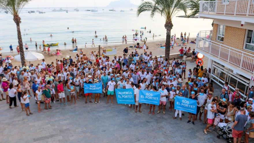 &quot;No queremos una playa del Portet masificada&quot;