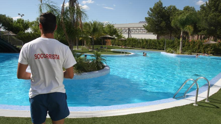 Piscinas gratis en Canals para combatir la ola de calor