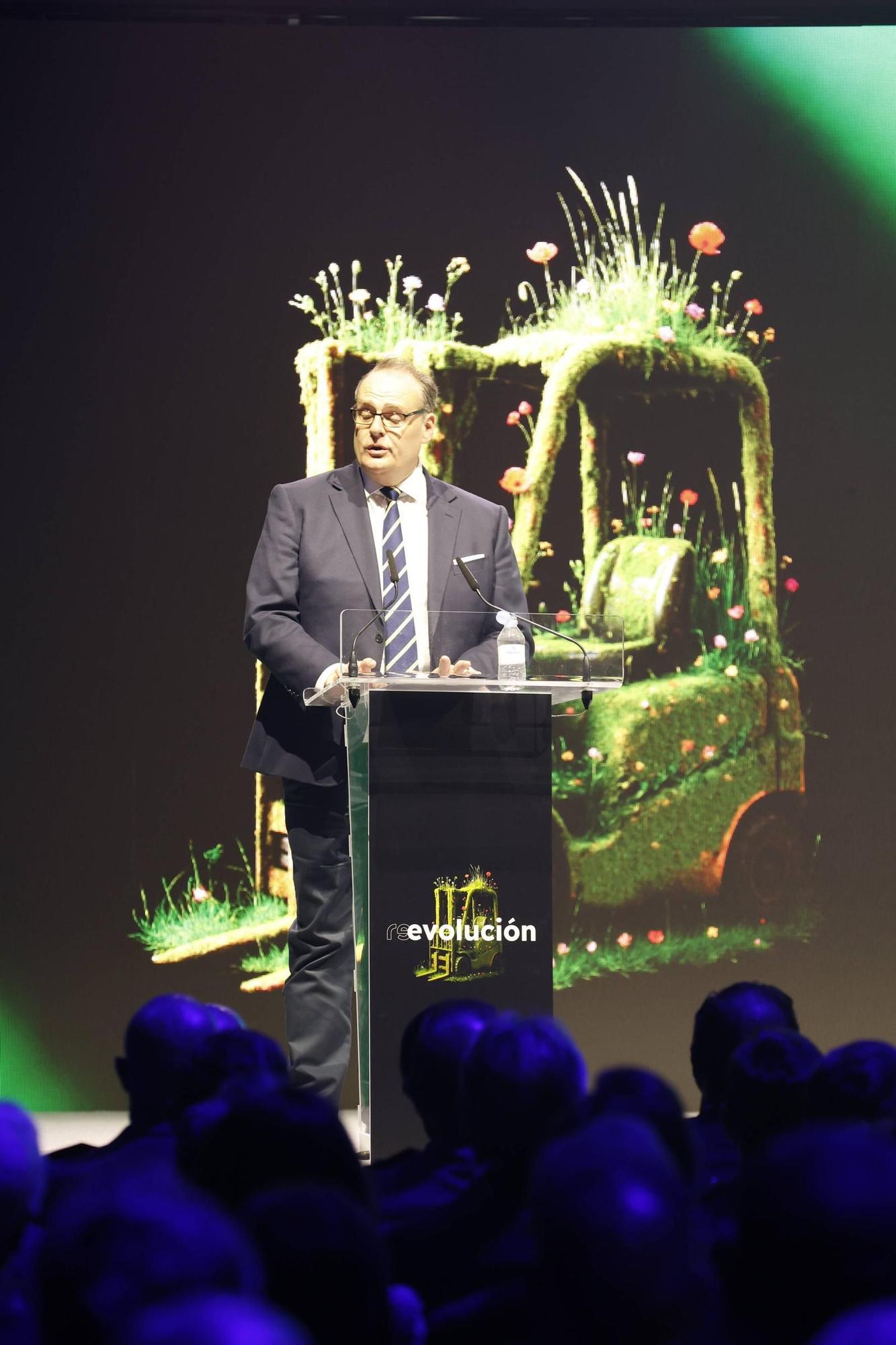 EN IMÁGENES: Así fue la presentación de la fábrica de GAM en León