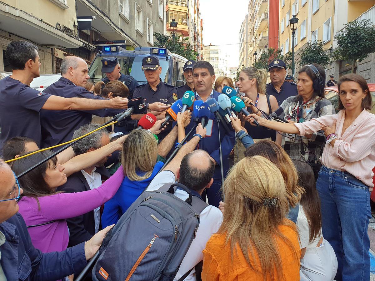 Las imágenes del mortal incendio de la plaza América de Vigo Las imágenes del mortal incendio de la plaza América de Vigo