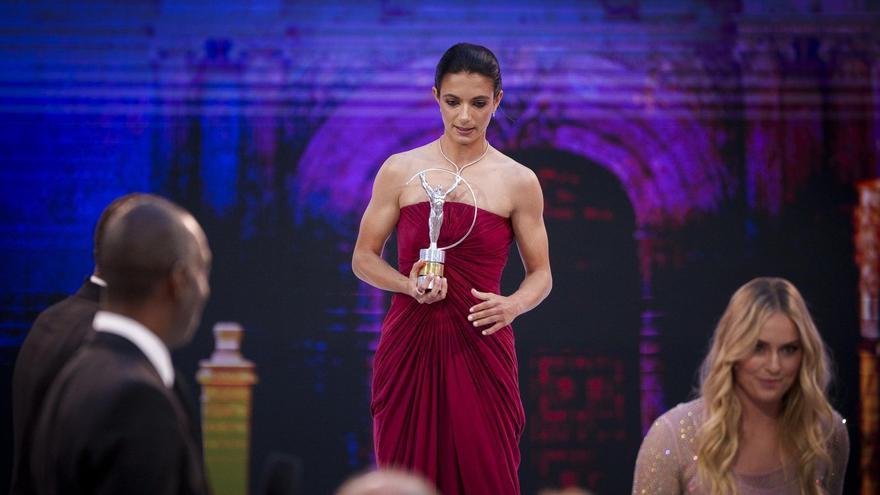 Aitana Bonmatí recogiendo su premio Laureus a la mejor deportista del año