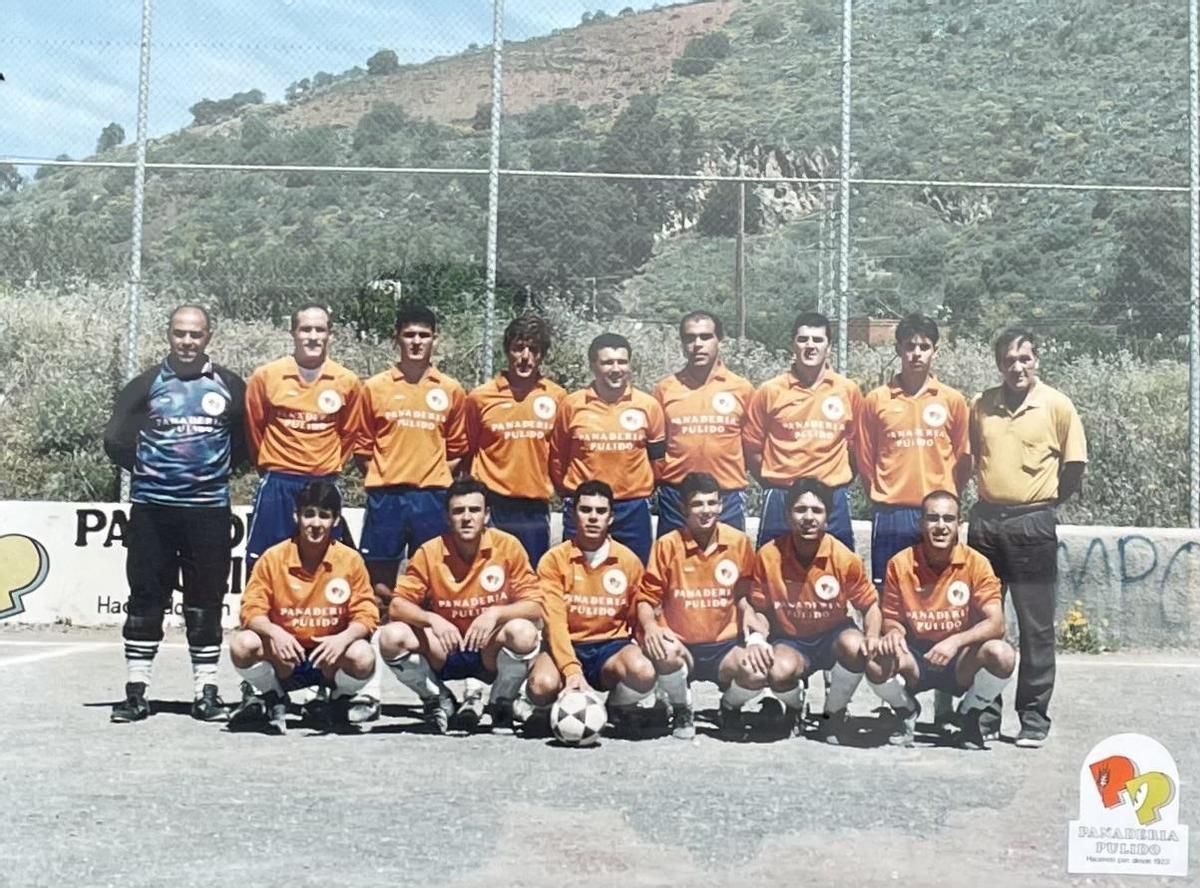 El primer equipo de Panadería Pulido San Mateo, en 1993.