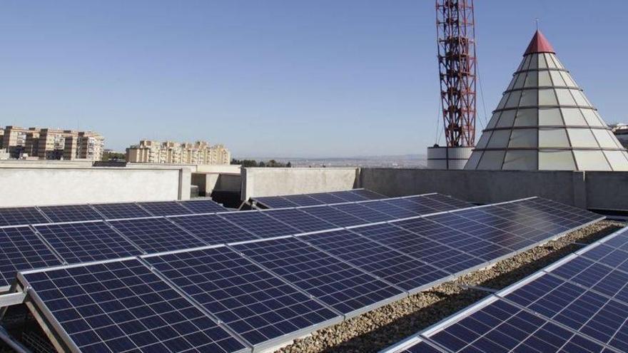 Urbanismo instalará una central fotovoltaica para el autoconsumo de los depósitos de agua de Las Canteras de Torrero