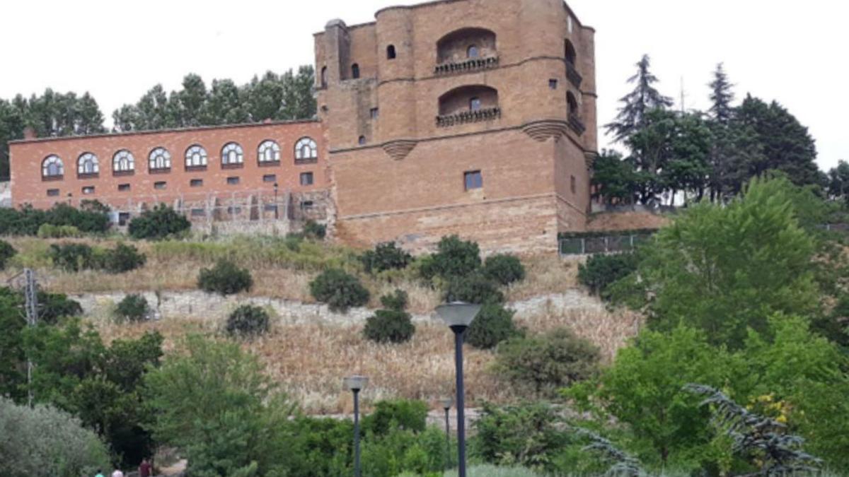 Imagen de la Torre del Caracol de Benavente desde el Prado de las Pavas. | e. P.