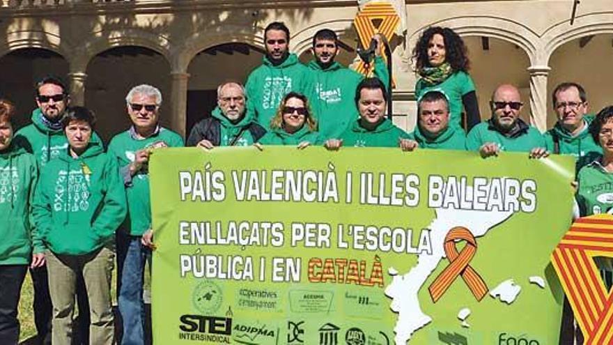 El STEI-i sigue ´enlazando´. Ahora con las escuelas &quot;públicas y en catalán&quot; valencianas.