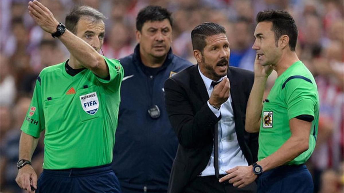 Simeone ha sido castigado con ocho partidos de suspensión