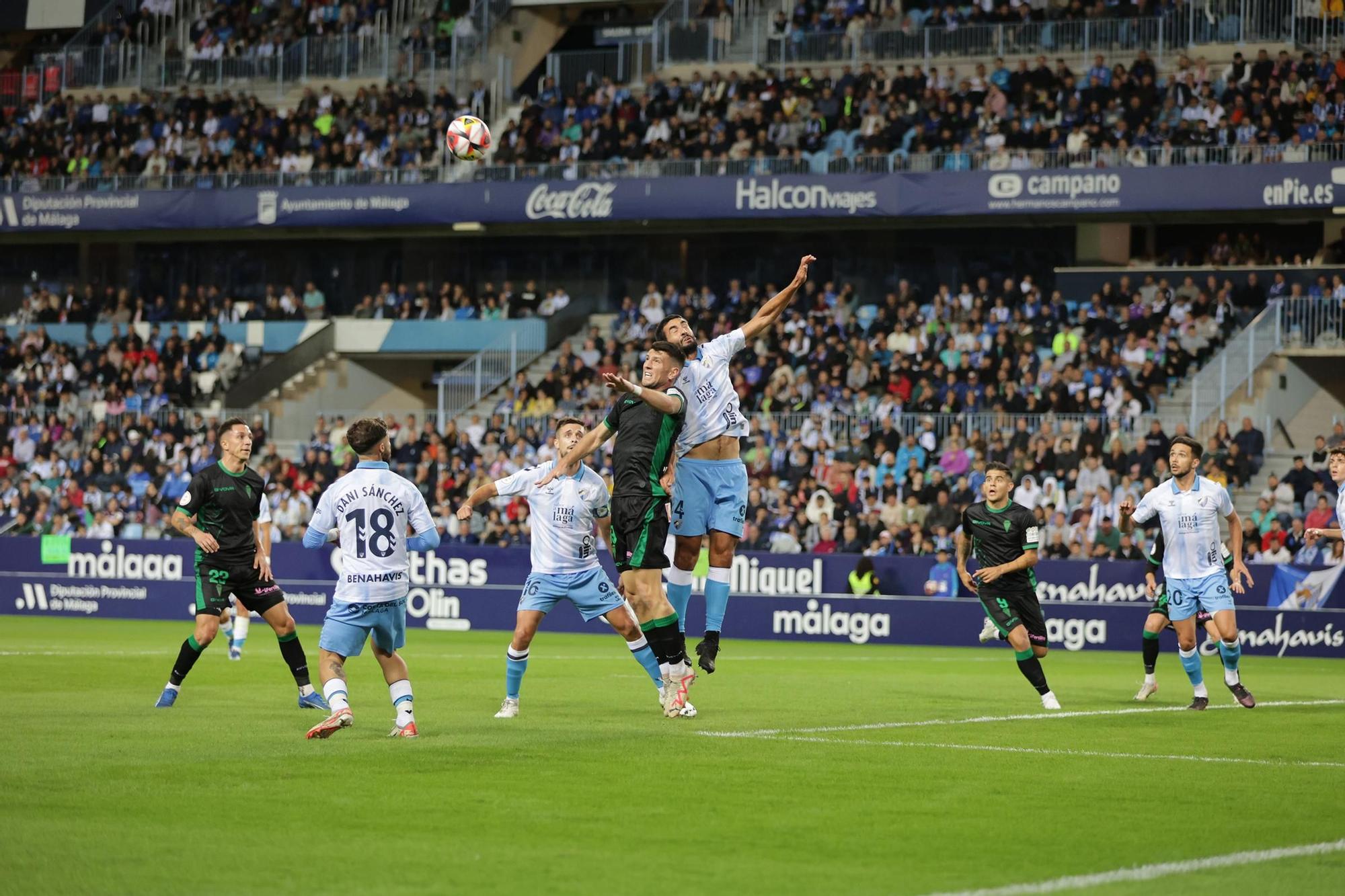 Málaga CF - Córdoba CF | Las imágenes del partido en La Rosaleda