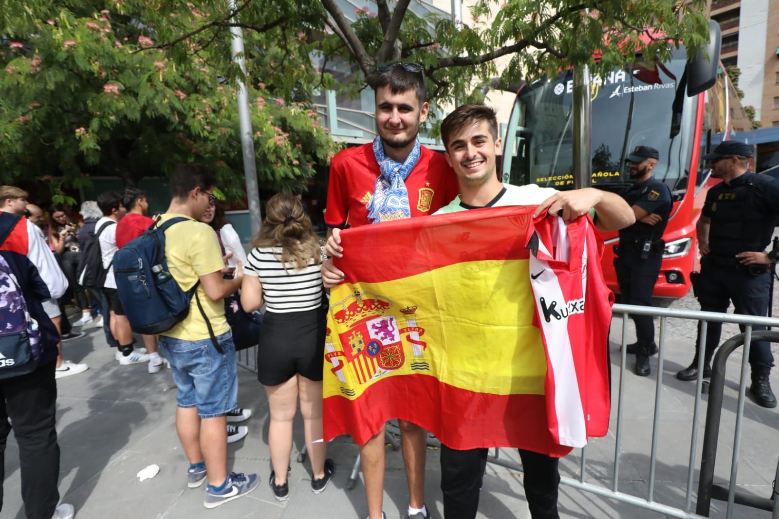 En imágenes | Llegada de la selección española a Zaragoza