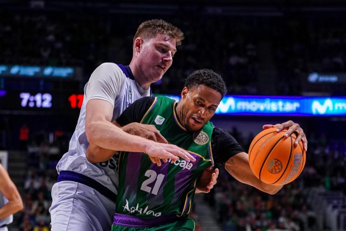 Birgander, en una acción defensiva en la primera mitad