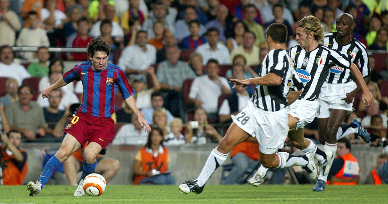 Messi volvió loca a toda la defensa de la Juventus en 2005