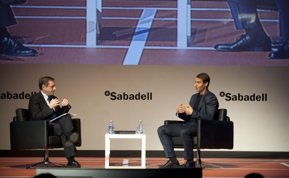 El tenista ofrece una charla en Palexco organizada por Banco Sabadell.