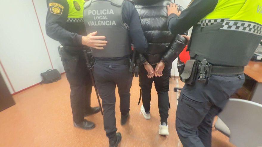 El autor del atropello grave a una mujer en València queda en libertad