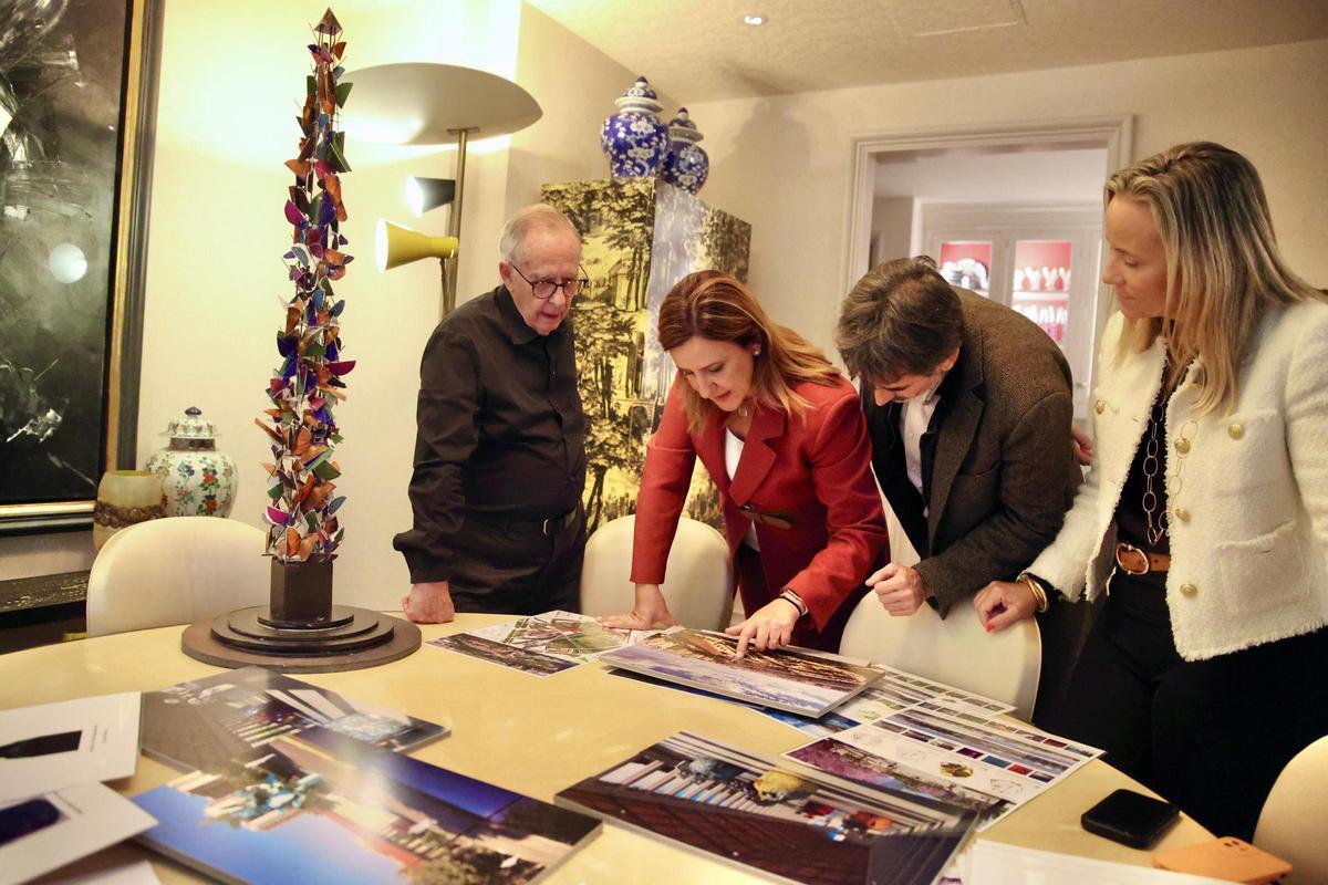 Visita al estudio de Manolo Valdés de Catalá y su equipo.