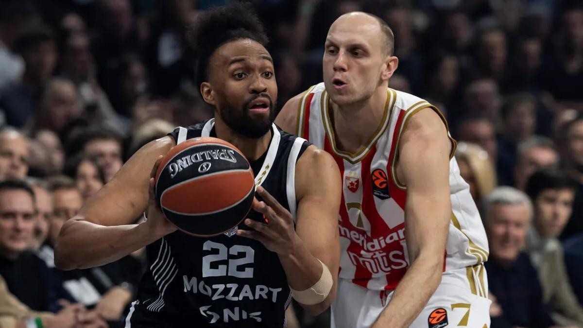 Jabari Parker, en un derbi de Euroliga ante Estrella Roja
