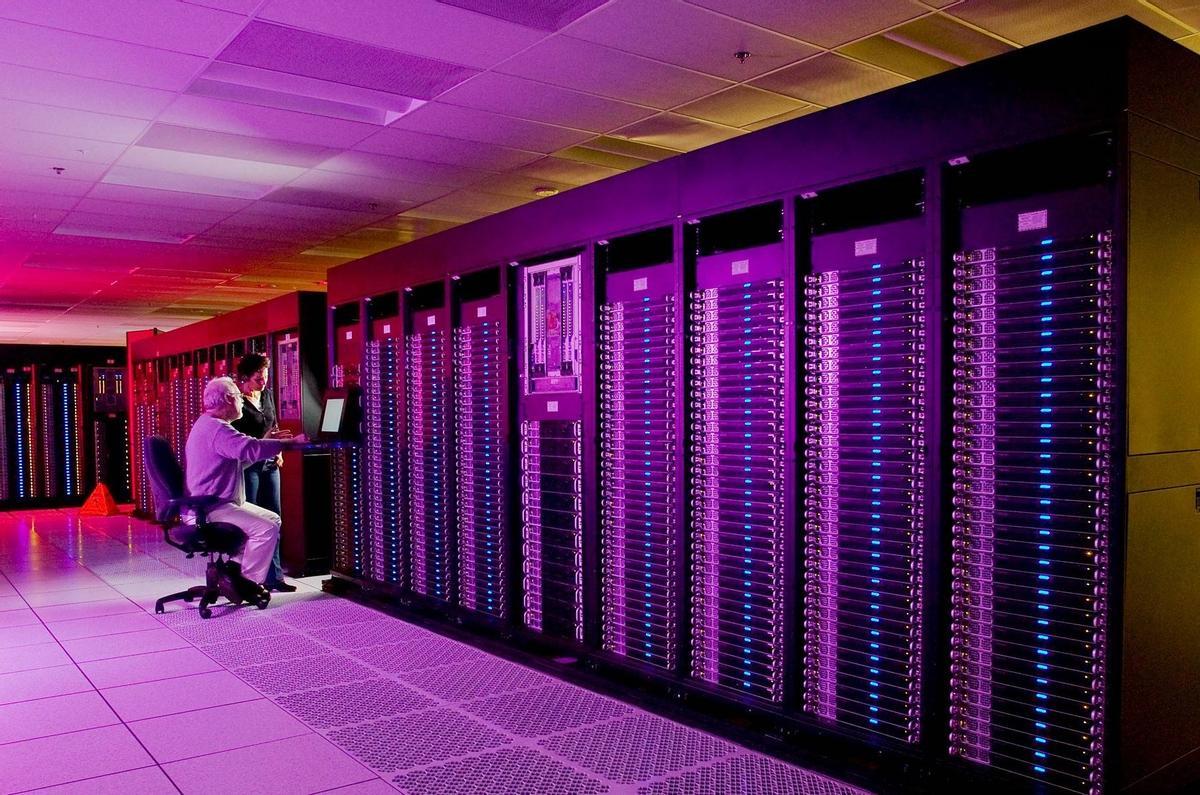 Los centros de datos absorben ingentes cantidades de energía y agua