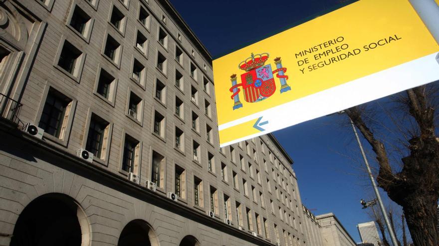 Aviso de la Seguridad Social a millones de españoles: la carta con información &quot;relevante&quot; que recibirás en breve