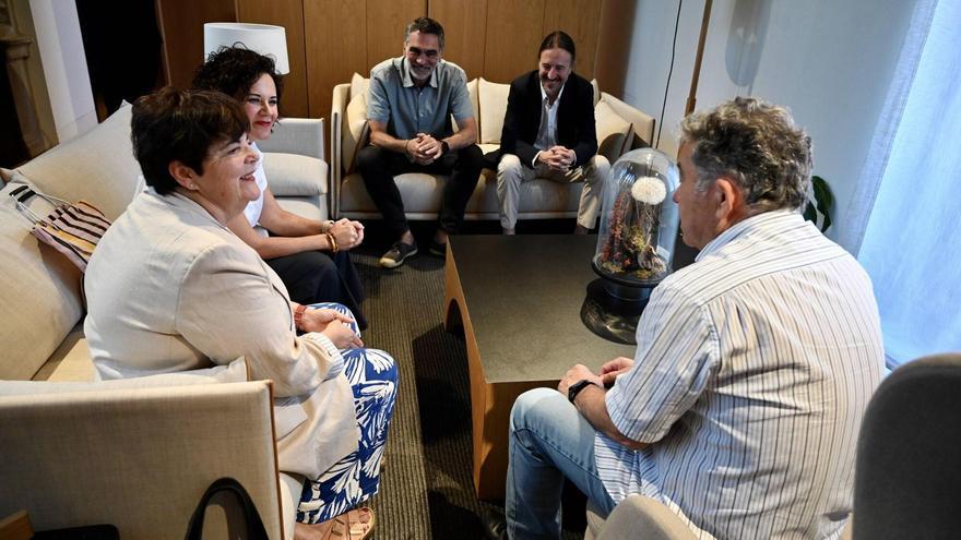 Reunión entre el alcalde y la nueva rectora de la Universidade de Vigo en la Casa Consistorial.