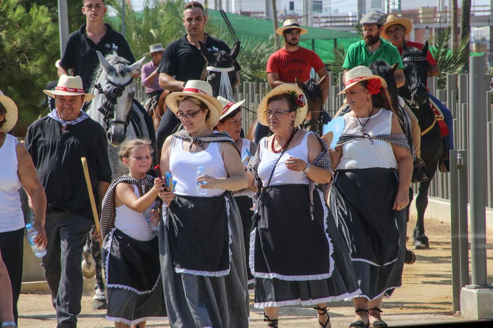 Dolores se va de romería huertana