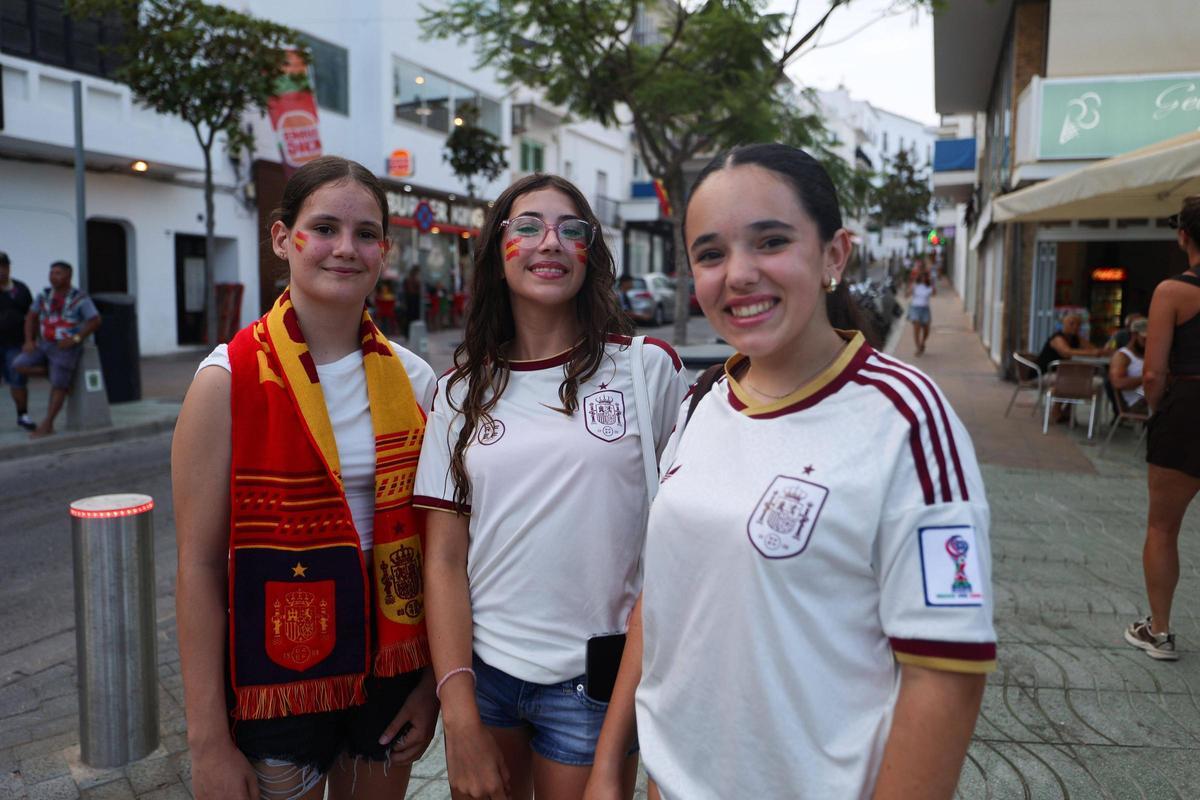 Galería: el ambiente del público durante la semifinal del Mundial entre España y Francia