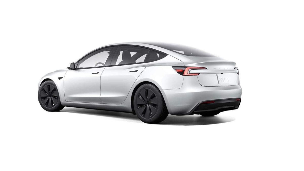 Tesla Model 3.