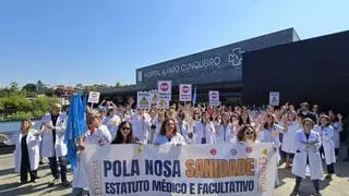 El primer día de la nueva semana de huelga médica afectó a 1.683 pacientes en el área viguesa