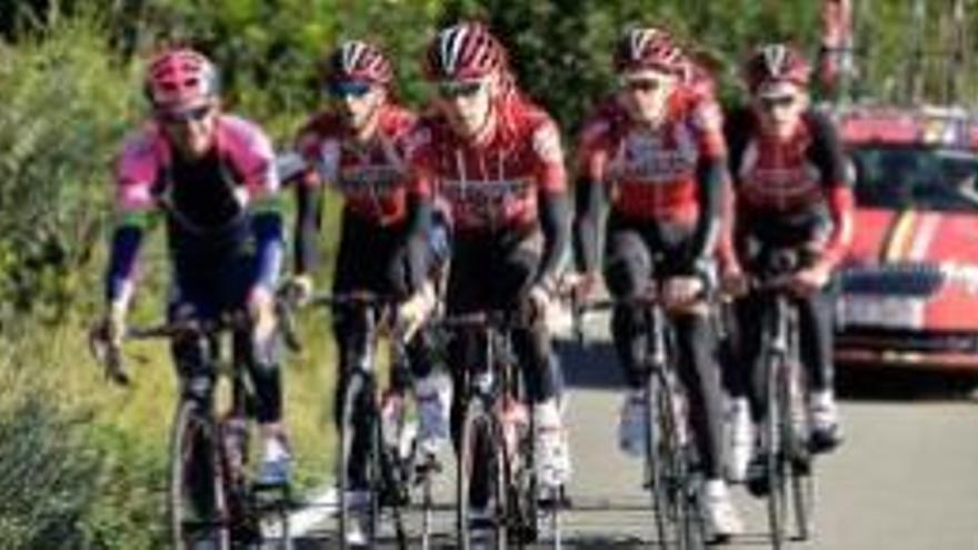 Rafa Valls sufre una caída en el Tour de Polonia y se rompe un hueso de la pelvis