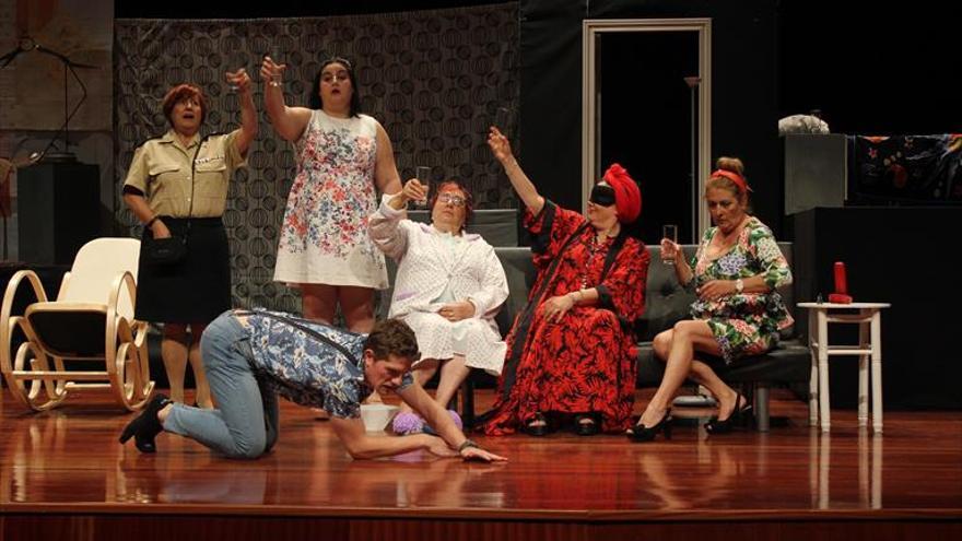 A la tardada teatro suma otro éxito con ‘El apagón’