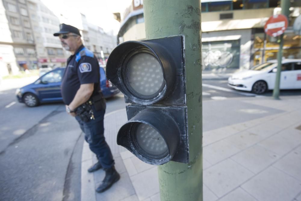 La Policía Local tuvo que regular el tráfico en la zona hasta las 16.00 horas